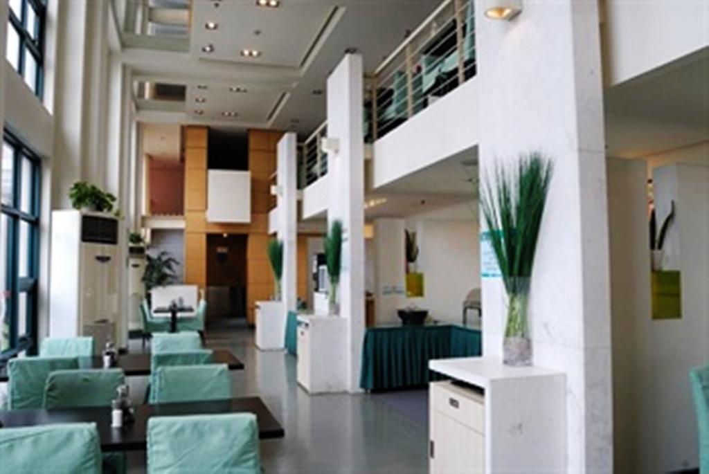 Jinjiang Inn - Shanghai Everbright Convention & Exhibition Center Exterior foto